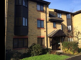 1 Bed Flat, Perrin Place, CM2