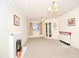 1 Bedroom Flat For Sale In Potters Bar