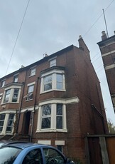 2 Bed Flat, Weston Road, GL1