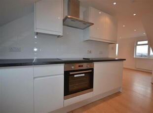 2 Bedroom Flat For Rent In Harrow, Middlesex