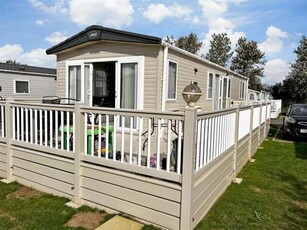 2 Bedroom Park Home For Sale In Birchington