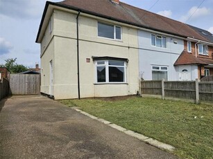 3 Bedroom Semi-detached House For Rent In Nottingham