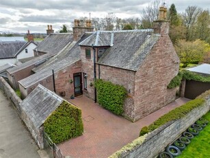 3 Bedroom Semi-detached House For Sale In Alyth