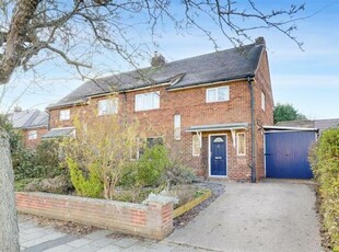 3 Bedroom Semi-detached House For Sale In West Bridgford, Nottinghamshire