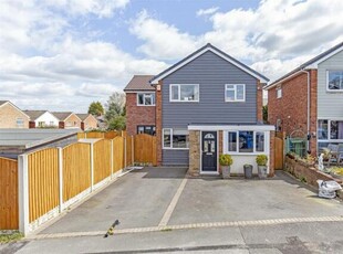 4 Bedroom Detached House For Sale In Walton