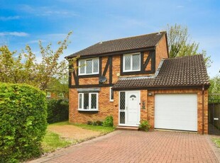 4 Bedroom Detached House For Sale In Wanborough