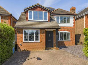 4 Bedroom Detached House For Sale In Warfield