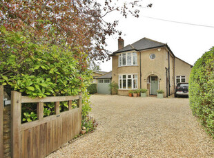 4 Bedroom Detached House For Sale In Witney
