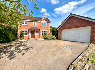 4 bedroom detached house to rent Monmouth, NP25 4NB