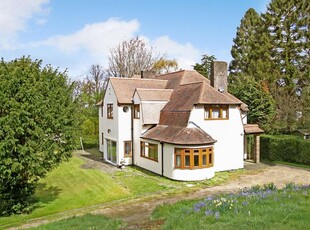 4 bedroom luxury Detached House for sale in Banstead, United Kingdom