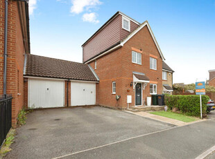 5 Bedroom Semi-detached House For Sale In Ashford