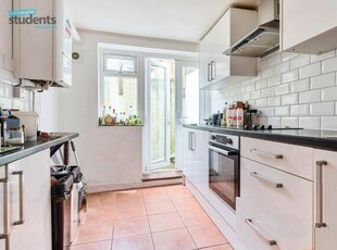 6 Bedroom Terraced House For Rent In Brighton