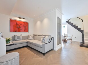 House in Halkin Mews, Belgravia, SW1X