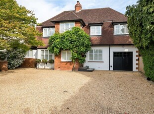 Luxury 4 bedroom Detached House for sale in Banstead, England