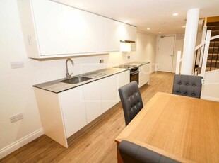 1 bedroom apartment for rent in Albion House, Vicar lane, Little Germany, BD1