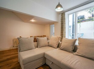 1 bedroom apartment for rent in Crowndale Road, Camden Town, NW1