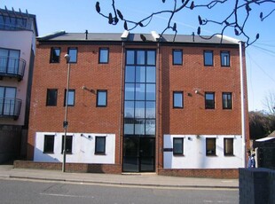 1 bedroom apartment for rent in Gateway House, Walnut Tree Close, Friary and St Nicolas, GU1