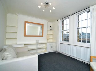 1 bedroom flat for rent in Elliotts Row, London, SE11