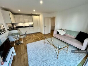 1 bedroom flat for rent in Kidbrooke Village, London, SE9