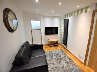 1 bedroom flat for rent in St. Pauls Road, London, N1
