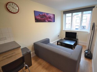 1 bedroom flat share for rent in Radford Road, Hyson Green NG7