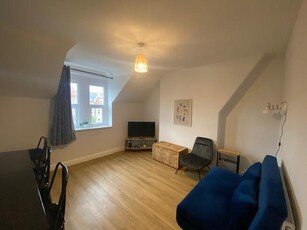 1 bedroom ground floor flat for rent in Newport Road, CARDIFF, CF24