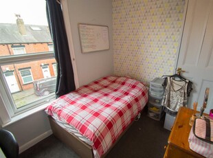 1 bedroom house share for rent in Trelawn Terrace (Room 3), Headingley, Leeds, LS6 3JQ, LS6