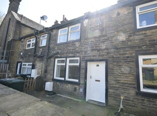 1 bedroom terraced house for rent in High Street, Queensbury, BD13 2PA, BD13