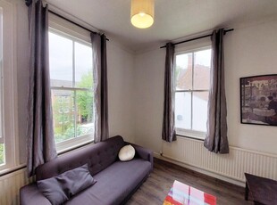 2 bedroom apartment for rent in Forest Road West, Nottingham, Nottinghamshire, NG7 4ER, NG7