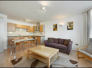 2 bedroom apartment to rent Reading, RG1 3AF