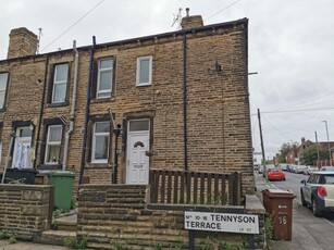 2 bedroom end of terrace house for rent in Tennyson Terrace, Morley, Leeds, West Yorkshire, UK, LS27