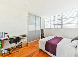 2 bedroom flat for rent in Bayham Street, Camden Town, London, NW1