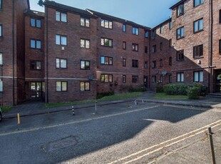 2 bedroom flat for rent in Hanover Court, Townhead, Glasgow, G1