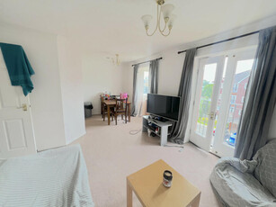 2 bedroom flat for rent in Jemmett Close, Kingston upon Thames, Surrey, KT2