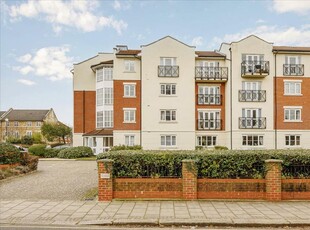 2 bedroom flat for rent in Lowry Court, Pumping Station Road, Corney Reach, Chiswick, London, W4
