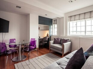 2 bedroom flat for rent in Sloane Avenue, London, SW3