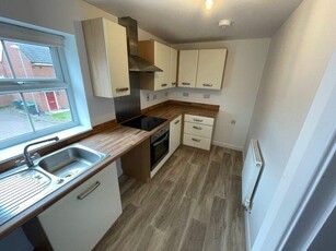 2 bedroom maisonette for rent in Red Kite Close, Hucknall, Nottingham, NG15 8HE, NG15