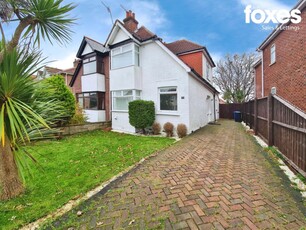 2 bedroom semi-detached house for rent in Jolliffe Road, Poole, Dorset, BH15