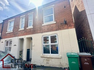 2 bedroom terraced house for rent in Baden Powell Road , Sneiton , NG2