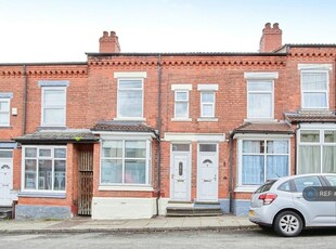 2 bedroom terraced house for rent in Kitchener Road, Birmingham, B29
