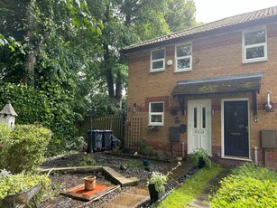 2 bedroom terraced house for rent in Knowle Close, Rednal, Birmingham, B45