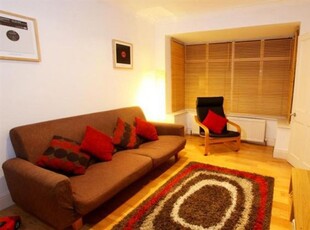 2 bedroom terraced house to rent Leeds, LS6 4ES