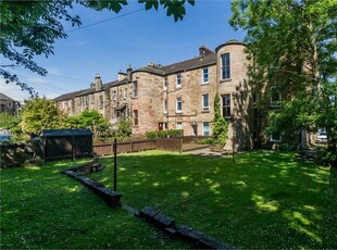 3 bed flat for sale in Paisley
