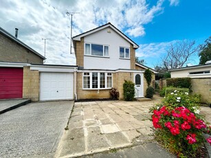 3 bedroom detached house for rent in Muscroft Road, Cheltenham, GL52