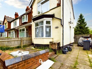 3 bedroom end of terrace house for rent in Gristhorpe Road, Birmingham, West Midlands, B29
