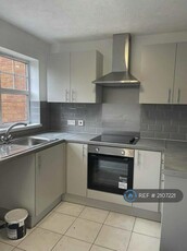 3 bedroom end of terrace house for rent in Long Nuke Road, Birmingham, B31