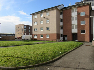 3 bedroom flat for rent in Ferryden Court, Glasgow, G14