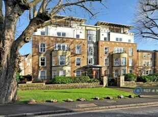 3 bedroom flat for rent in The Avenue, Bristol, BS8