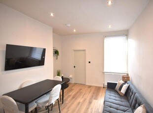 3 bedroom flat for rent in Warwick Street, Heaton, NE6