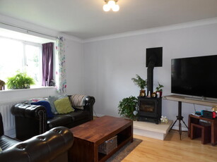3 bedroom house for rent in Peveril Drive, West Bridgford, NG2